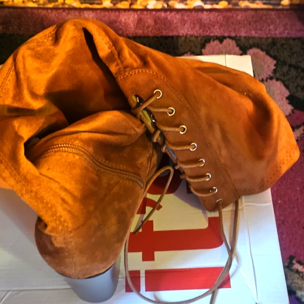 Women's Tan Lace-Up Ankle Boots
